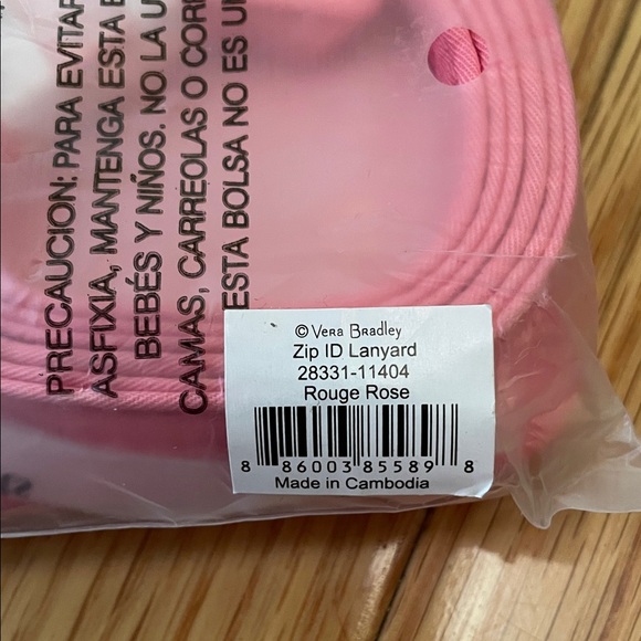 Vera Bradley Rouge Rose Zip ID Lanyard - Picture 2 of 3